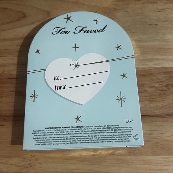 NWT TOO FACED Snow Globes ‘HOLIDAY ANGEL’ Eye & Face Palette - Picture 5 of 9